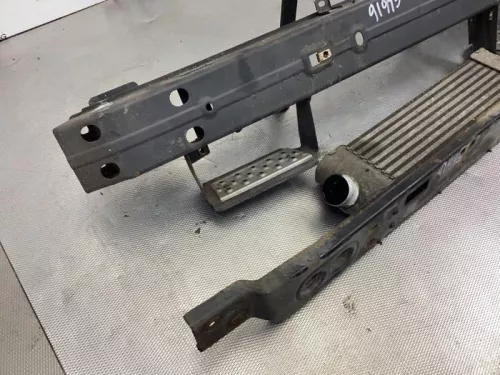 Bumperframe voor-8247306 (21515195)