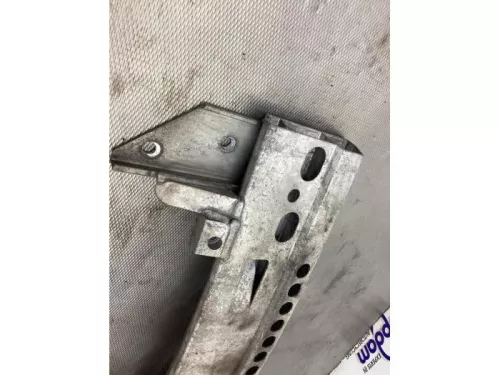 Bumperframe voor-8248230 (21907435)