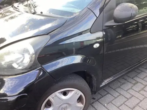 Scherm links-voor-8509534