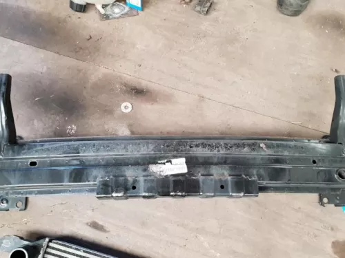 Bumperframe voor-7882523