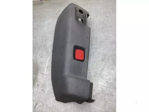 Bumperhoek links-achter-8057039