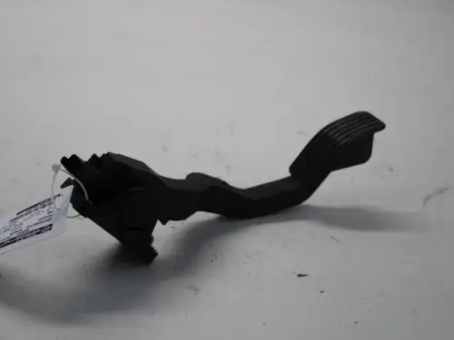 Gaspedaalpositie Sensor-7879355