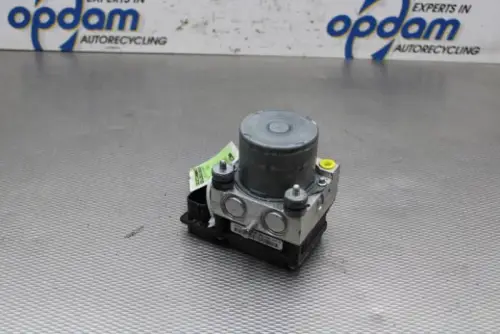 ABS Pomp-7590634