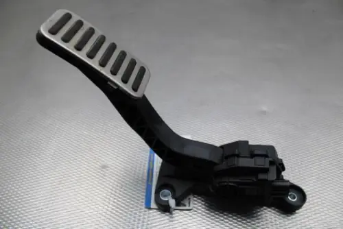 Gaspedaalpositie Sensor-7349534