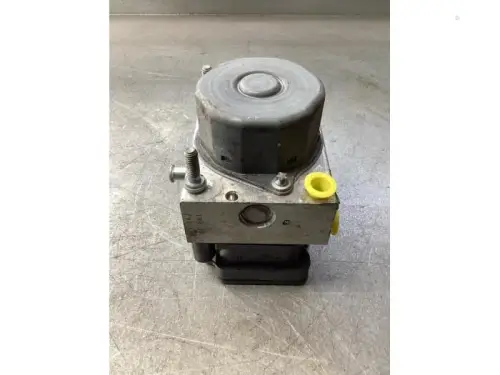 ABS Pomp-7981852