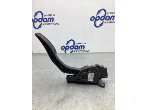 Gaspedaalpositie Sensor-7860481
