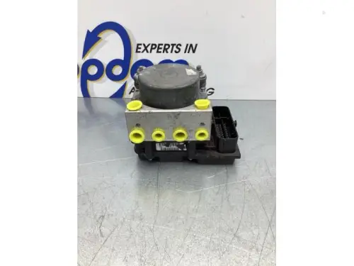 ABS Pomp-7087661