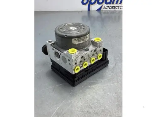 ABS Pomp-7852903