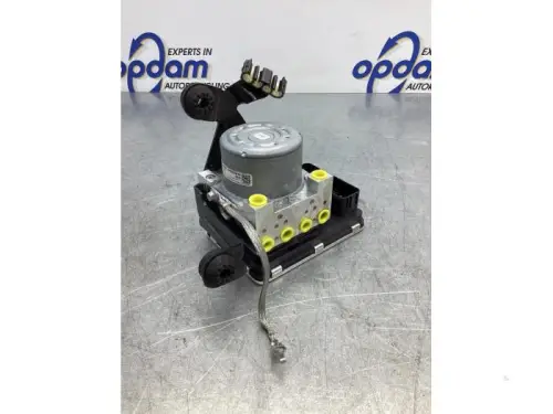ABS Pomp-6372745