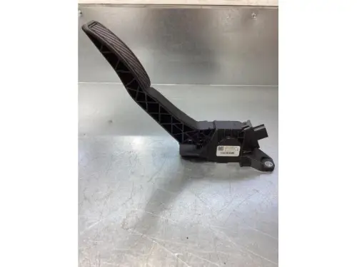Gaspedaalpositie Sensor-7861411
