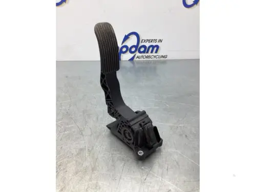 Gaspedaalpositie Sensor-7845071