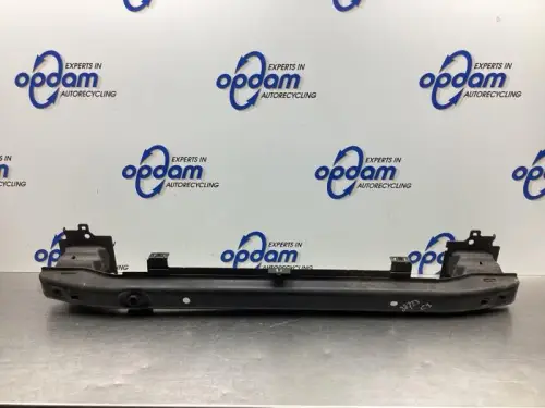 Bumperframe voor-8063801