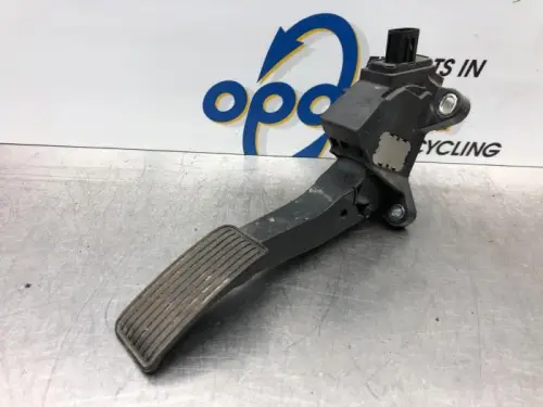 Gaspedaalpositie Sensor-7582292