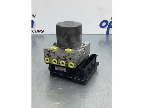 ABS Pomp-7715810
