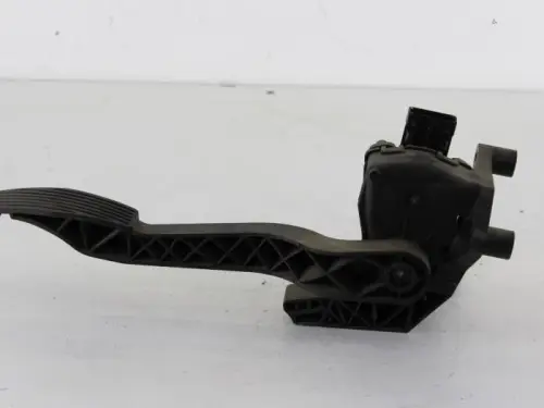 Gaspedaalpositie Sensor-7887932