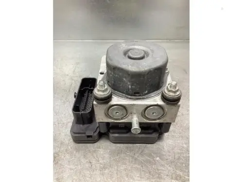 ABS Pomp-7746841