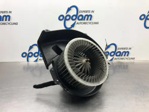 Kachel Ventilatiemotor-8119079