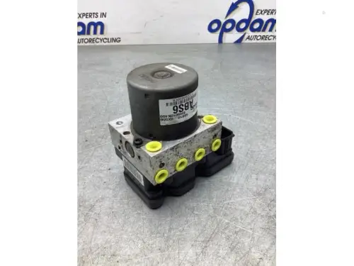 ABS Pomp-7875794