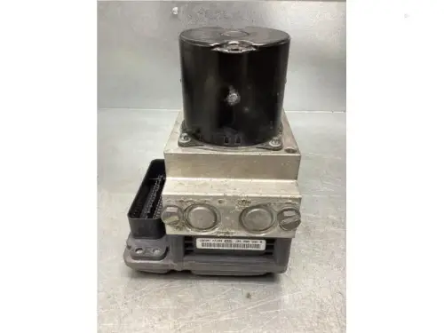 ABS Pomp-7926448