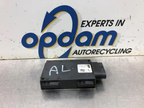 Side assist sensor-8150865