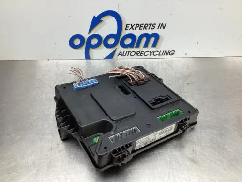 Computer Body Control-5597897