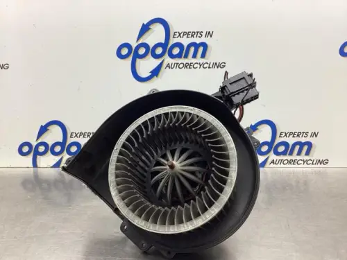 Kachel Ventilatiemotor-8108131