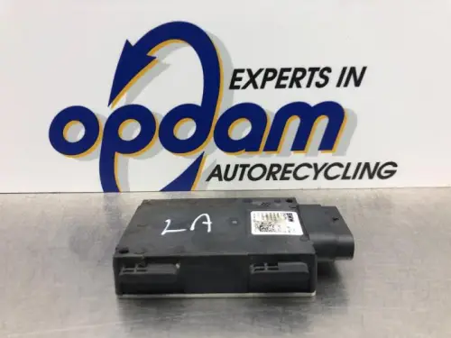 Side assist sensor-8181831