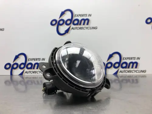 Mistlamp links-voor-8224794