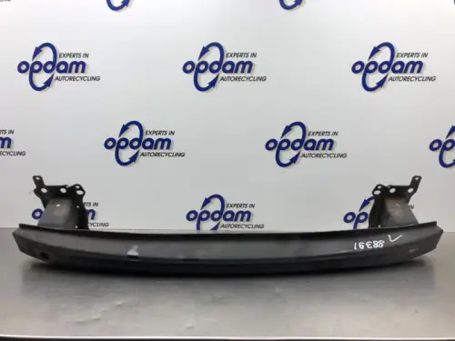 Bumperframe voor-8047813