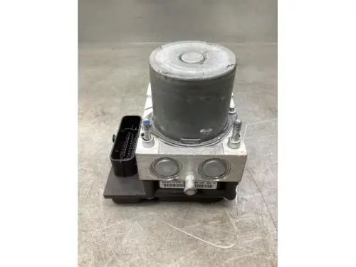 ABS Pomp-8219172