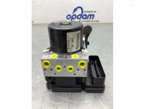 ABS Pomp-8179806