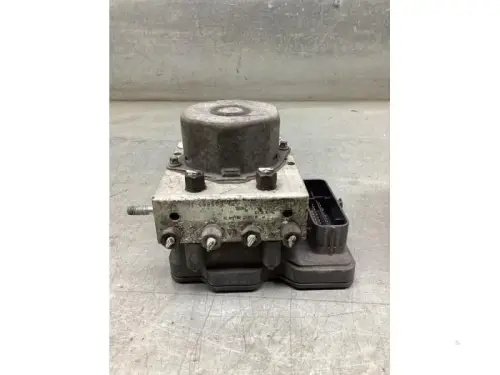 ABS Pomp-8177021
