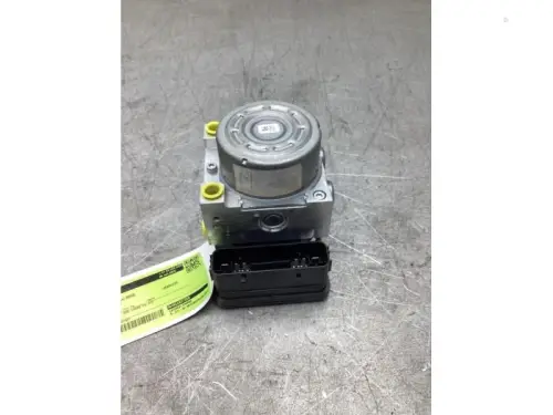 ABS Pomp-8164492