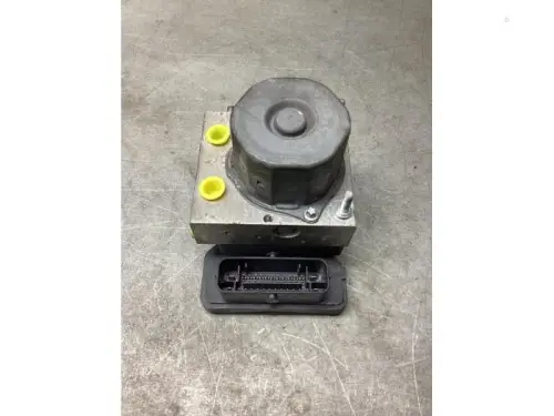 ABS Pomp-8044612