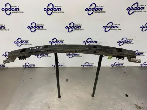Bumperframe voor-8259128