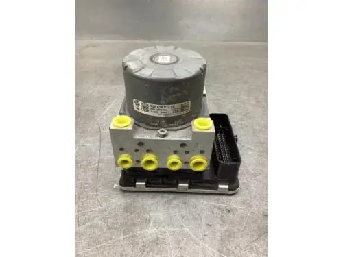ABS Pomp-8240960
