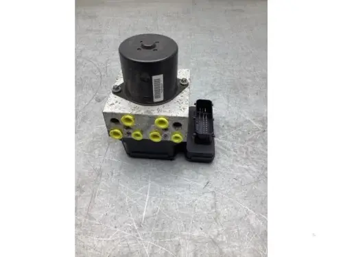 ABS Pomp-7983785