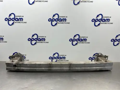 Bumperframe voor-8305356