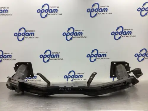 Bumperframe voor-8064516