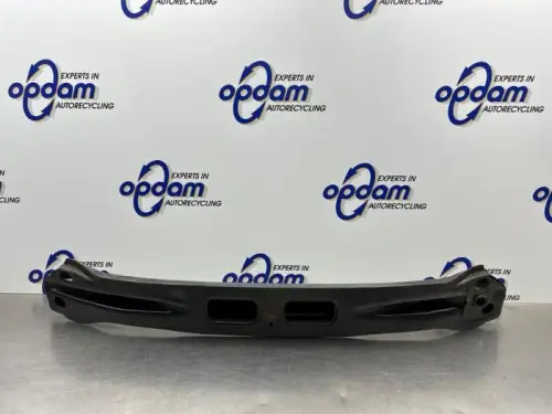Bumperframe voor-8280246