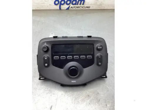 Radio-8266863