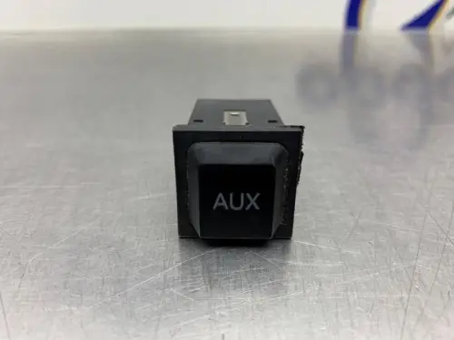 AUX/USB aansluiting-8323638