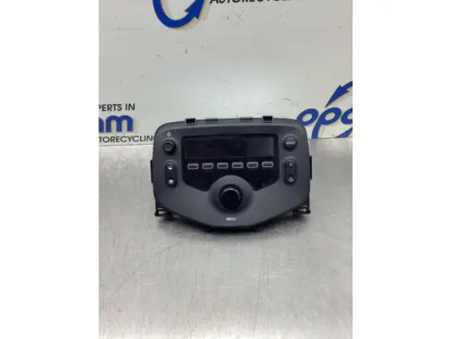 Radio-8046884