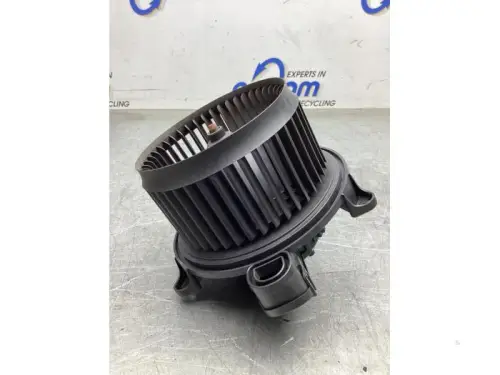 Kachel Ventilatiemotor-8093933