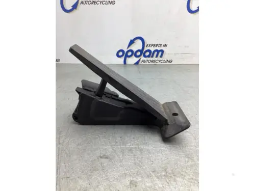 Gaspedaalpositie Sensor-8122800