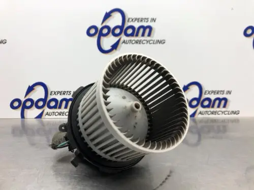 Kachel Ventilatiemotor-8132751