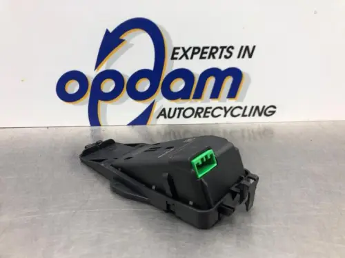 ACC Sensor (afstand)-8100955