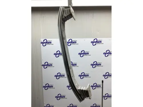 Bumperframe voor-8201400