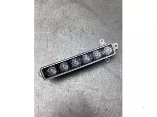 Dagrijverlichting rechts-8051391