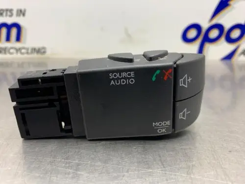 Radiobediening Stuur-8120736